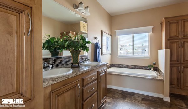 Amber Cove / K729CT Bathroom 3141