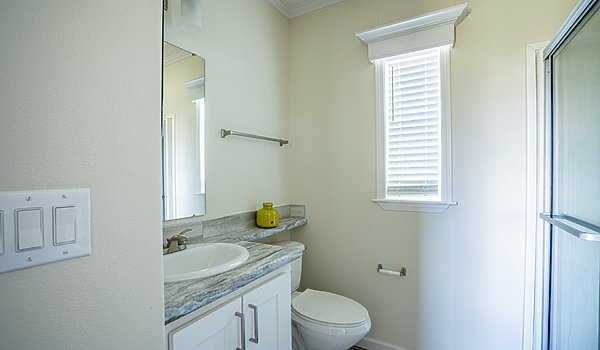 Palm Bay / 2610B Bathroom 64501