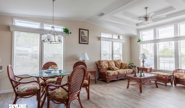 Palm Bay / 6063 Interior 4343