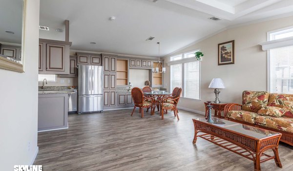 Palm Bay / 6063 Interior 4344