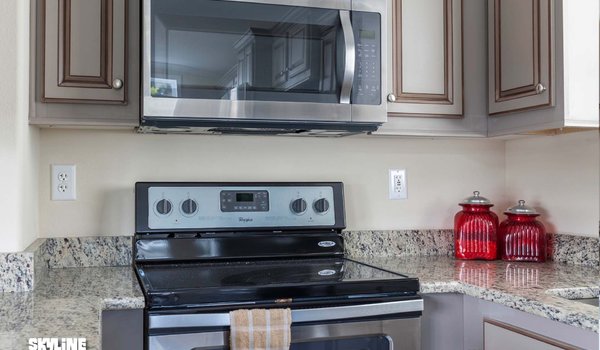 Palm Bay / 6063 Kitchen 4347