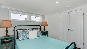 Contemporary Cabin / A700 Bedroom 46920