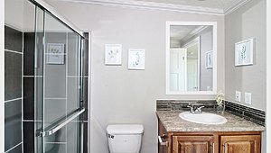 Contemporary Cabin / A701 Bathroom 46905