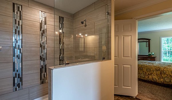 Hillcrest Double Wides / 7753M Bathroom 48439