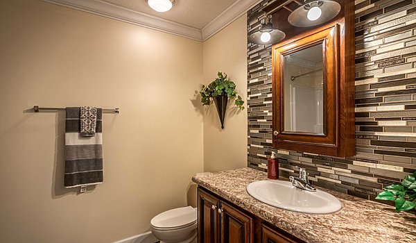 Hillcrest Double Wides / 7753M Bathroom 48441