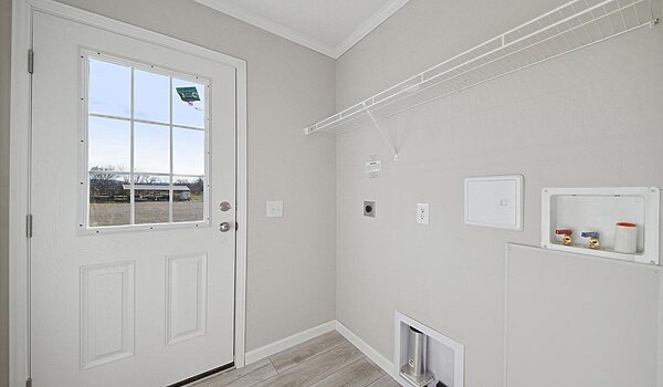 Millcreek Series / N656 Interior 128874