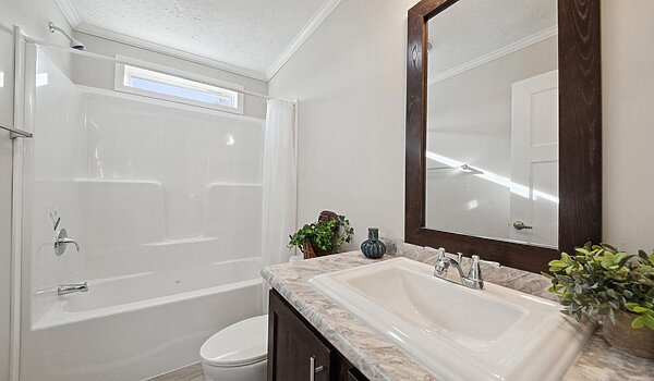 Millcreek Series / N656 Interior 128872