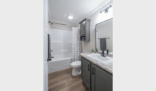 Millcreek Series / N621 Interior 128882