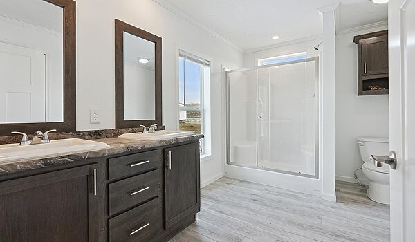 Millcreek Series / N610MA Interior 128607