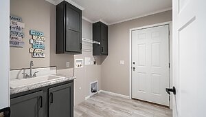 Millcreek Series / N611MA Interior 128640