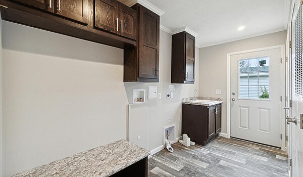 Millcreek Series / N630MA Interior 128908