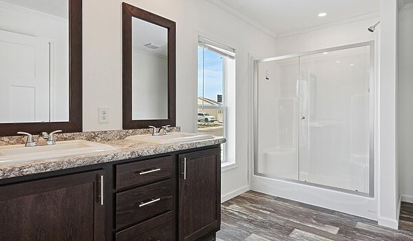 Millcreek Series / N675MA Interior 128653