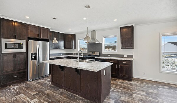 Millcreek Series / N675MA Interior 128644