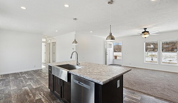 Millcreek Series / N675MA Exterior 128647