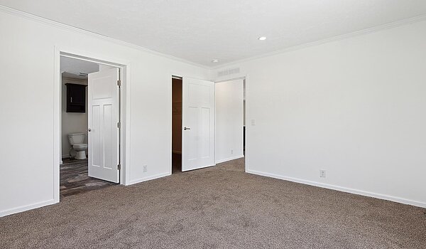 Millcreek Series / N675MA Interior 128649
