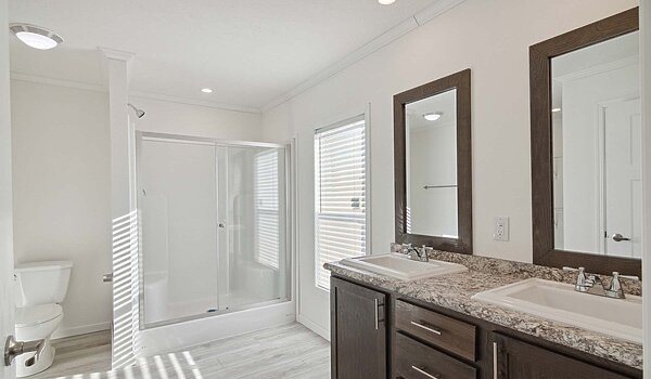 Millcreek / N679MA Interior 119424