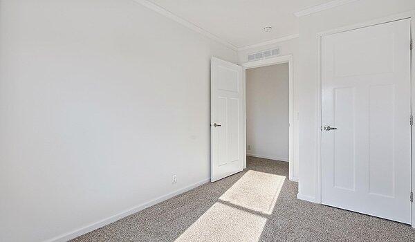 Millcreek Series / N682MA Interior 128589