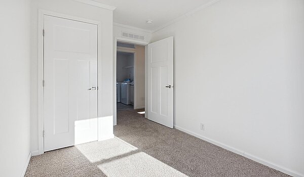 Millcreek Series / N682MA Interior 128590