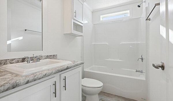 Millcreek Series / N682MA Interior 128592