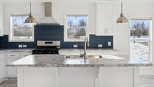 Millcreek Series / N682MA Interior 128584