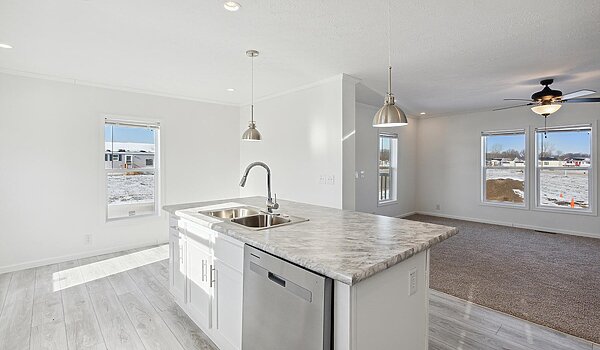 Millcreek Series / N682MA Interior 128585