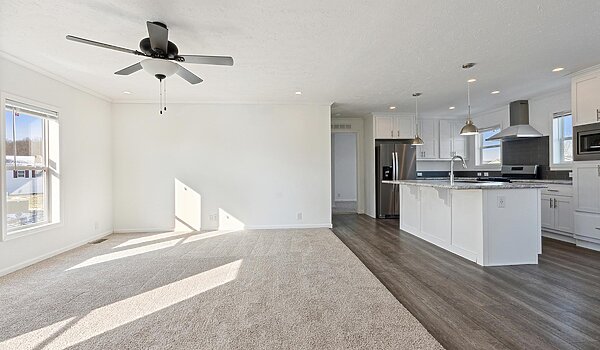 Millcreek Series / N688MA Interior 128660