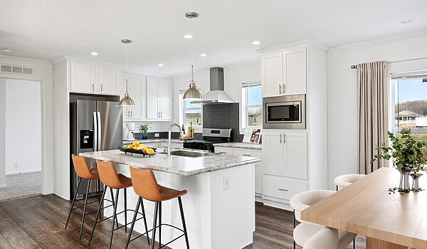 Millcreek Series / N688MA Interior 128663