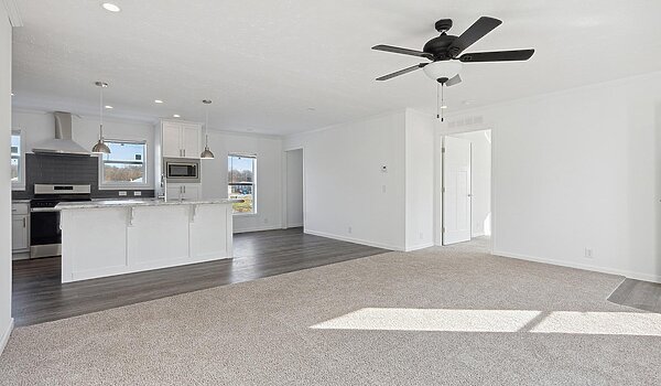 Millcreek Series / N688MA Interior 128661