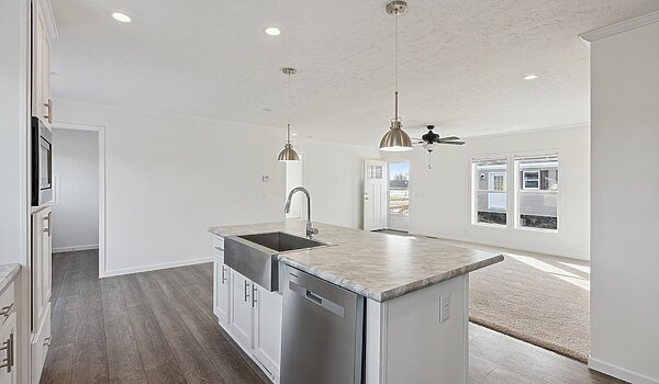 Millcreek Series / N688MA Interior 128667