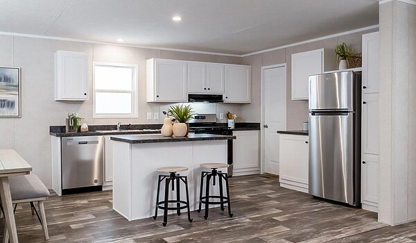 Lake Manor / Pinnacle 3904 Interior 128732