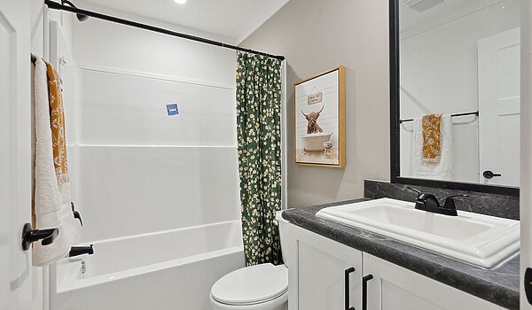 Lake Manor / Kritzer 231 Interior 128750