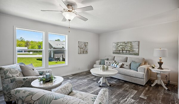 Lake Manor / Apex 3900 Interior 128756