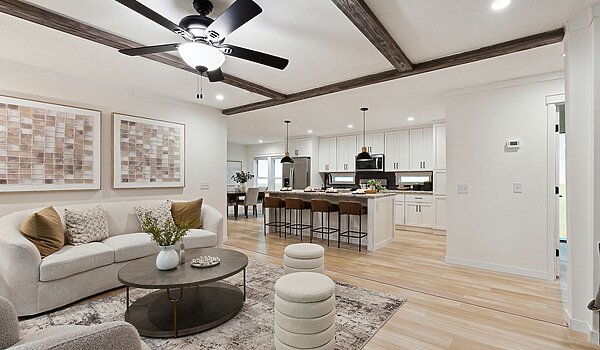 Lake Manor / Highland Interior 128805