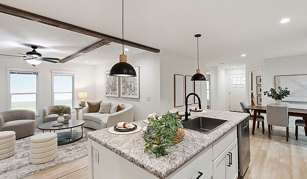 Lake Manor / Highland Interior 128811