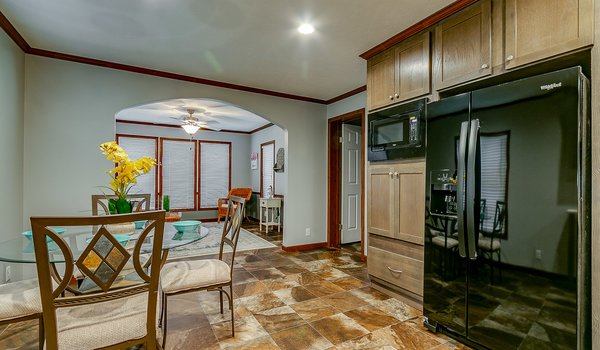 Arlington Special / E839 Kitchen 22550