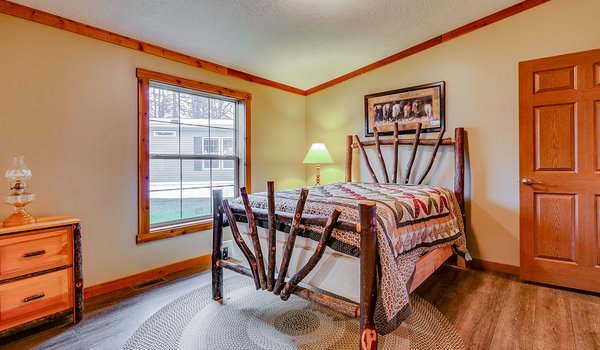 Hillcrest Double Wides / 7700MA Bedroom 22627