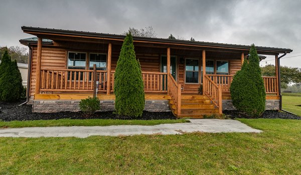 Hillcrest Double Wides / 7700MA Exterior 22636