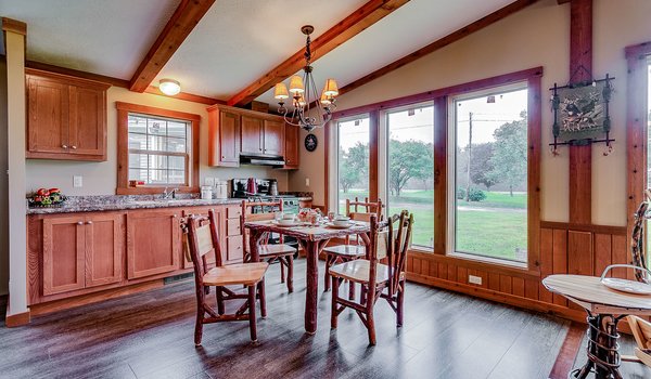 Hillcrest Double Wides / 7700MA Kitchen 22623