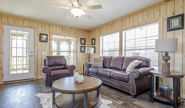 Arlington / 2289 Interior 63480