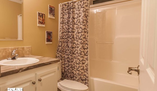 Sunwood / F526 Bathroom 3683