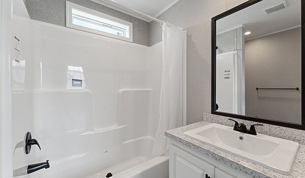 Embrace Series / Calm 241 Interior 128573