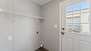 Embrace Series / Calm 241 Interior 128574