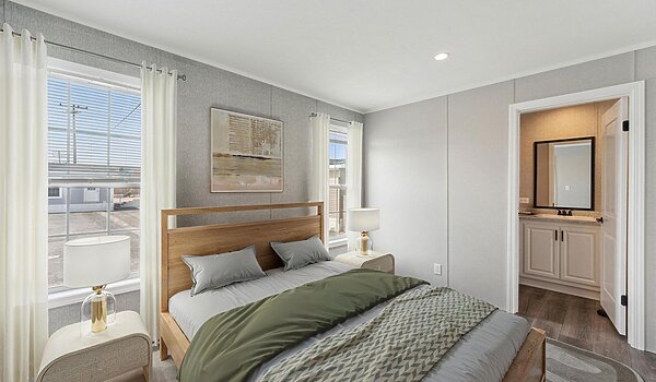 Embrace Series / Calm 241 Interior 128569