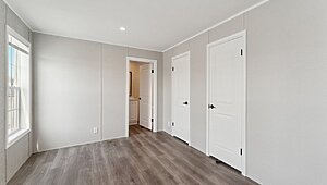Embrace Series / Calm 241 Interior 128570