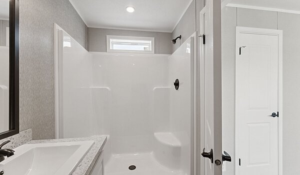 Embrace Series / Calm 241 Interior 128572
