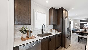 Embrace Series / Abundance 241 Kitchen 133122