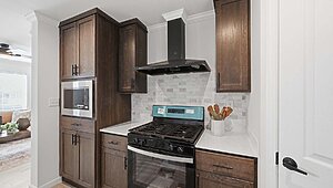 Embrace Series / Abundance 241 Kitchen 133124