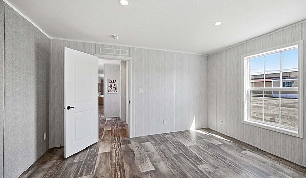 Embrace Series / Devotion 940 Bedroom 148787