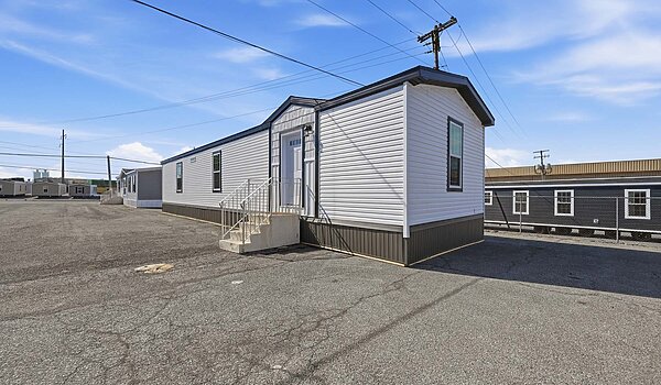 Embrace Series / Devotion 940 Exterior 133152