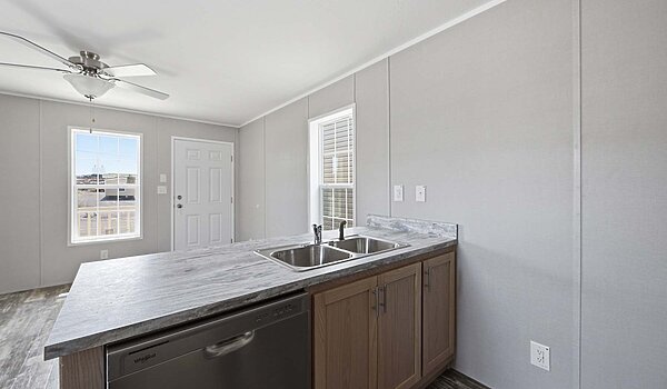 Lake Manor / Echo Kitchen 133189